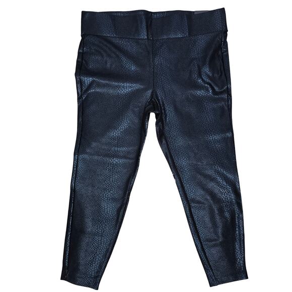 NWT Torrid Tonal Snake Print Pixie Pants Black Plus Size 3/3X Pull on High-Rise - Picture 4 of 12